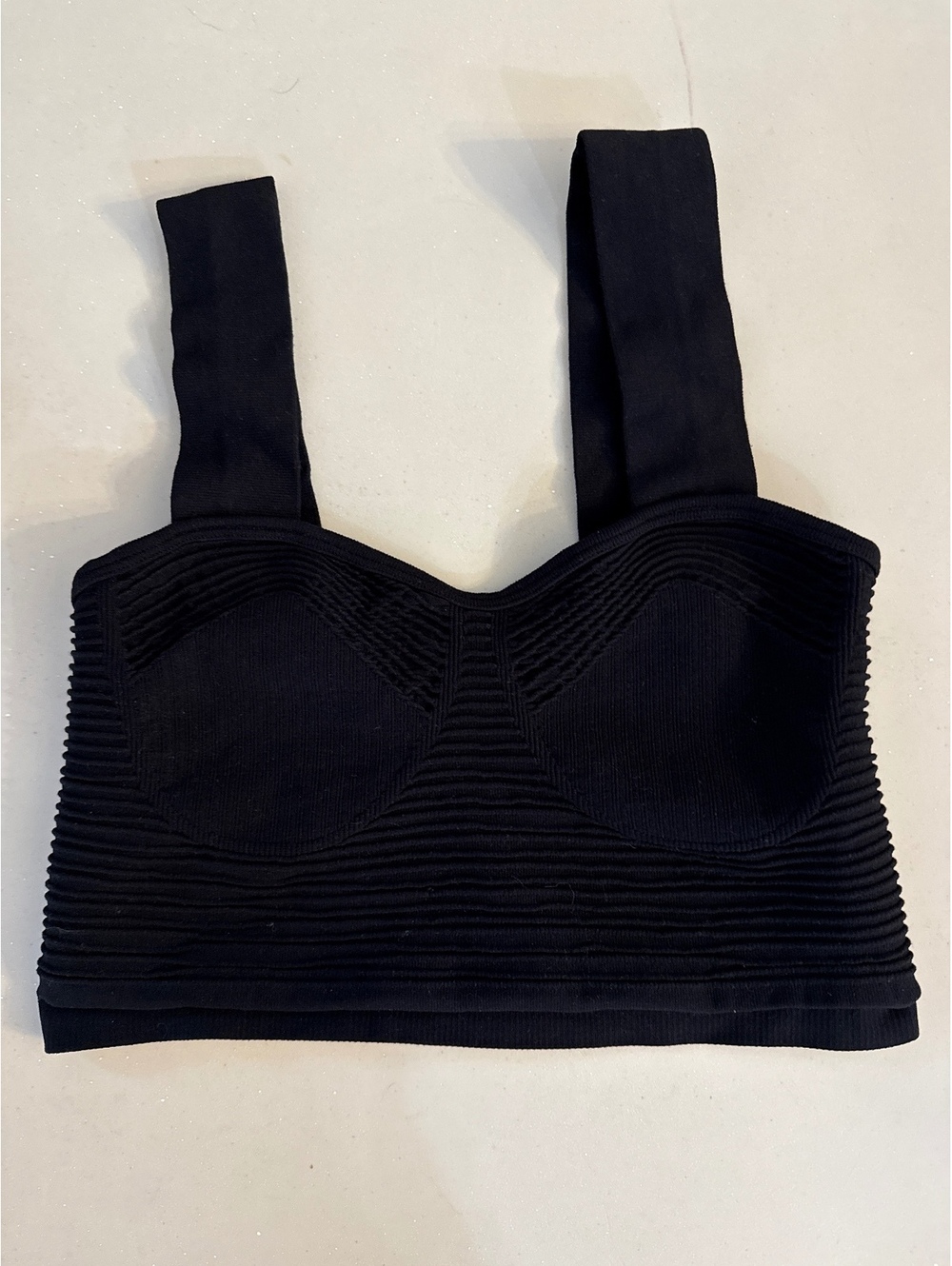 Sincerely Jules black women’s crop top sports bra size small